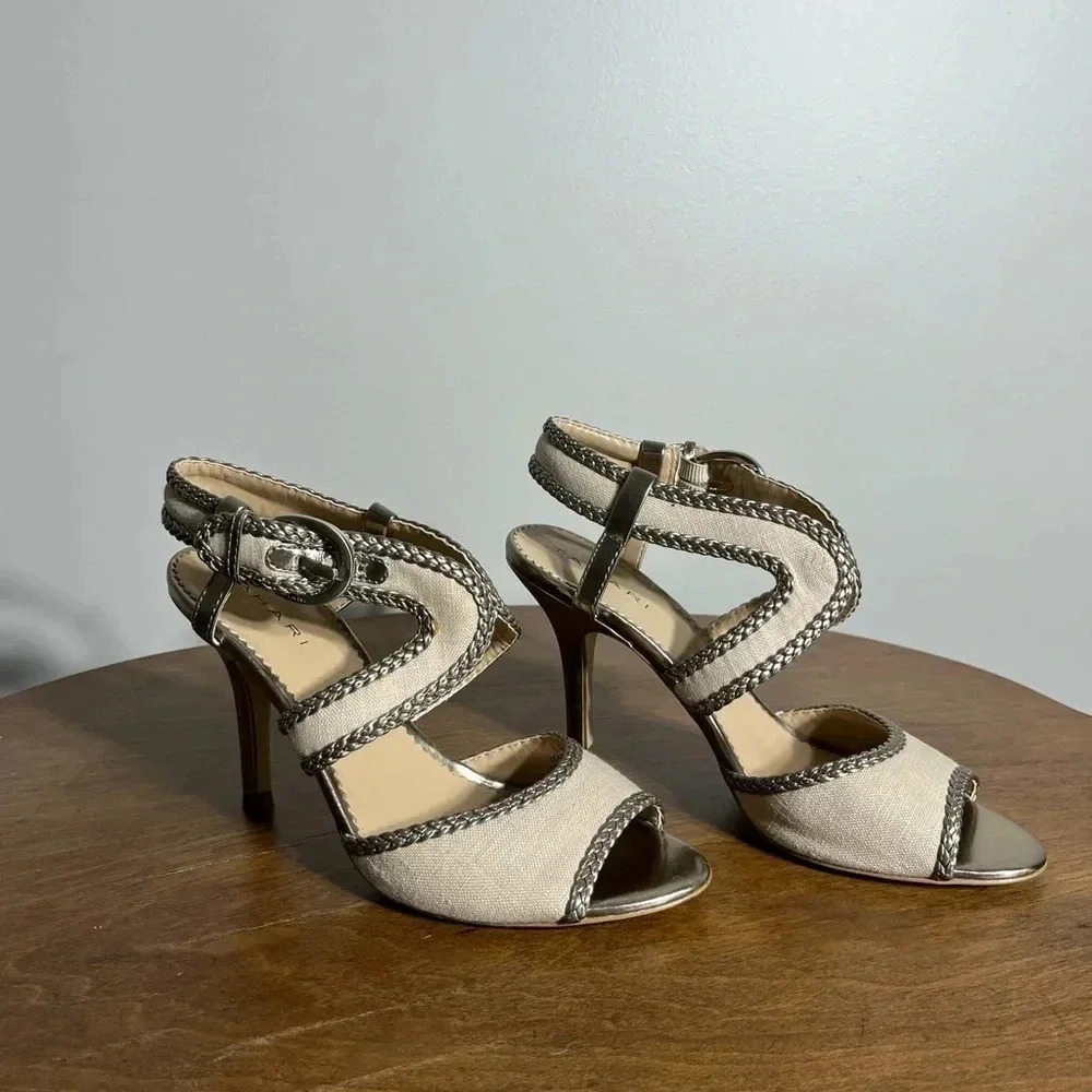 Tahari‎ Linen and Gold Lima Heels 6
